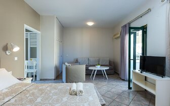 Hotel Manos Palace - izba - letecký zájazd CK Turancar - Kréta, Bali