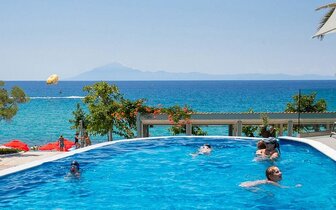 Hotel Akti Pefkari - bazén - zájazd CK TURANCAR