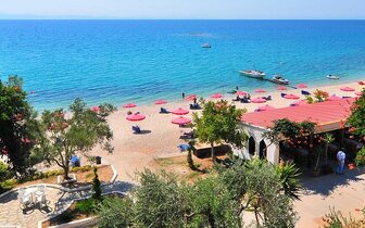 Hotel Akti Pefkari - pláž - zájazd CK TURANCAR