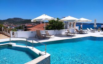 Hotel Antonios - bazén - letecký a autobusový zájazd CK Turancar - Grécko, Thasos, Limenaria Hotel Antonios - bazén - letecký a autobusový zájazd CK Turancar - Grécko, Thasos, Limenaria