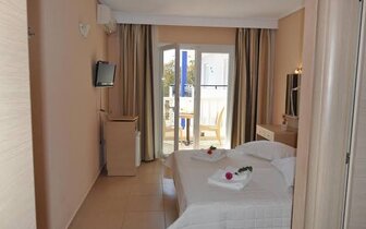 Hotel Antonios - izba- letecký a autobusový zájazd CK Turancar - Grécko, Thasos, Limenaria Hotel Antonios - izba- letecký a autobusový zájazd CK Turancar - Grécko, Thasos, Limenaria