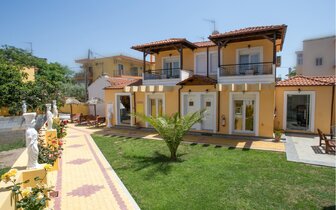 Aparthotel Aldebaran - exteriér- autobusový zájazd CK Turancar - Grécko, Thasos, Limenaria Aparthotel Aldebaran - exteriér- autobusový zájazd CK Turancar - Grécko, Thasos, Limenaria