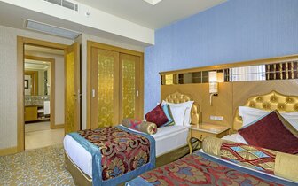 Royal Holiday Palace - izba - letecký zájazd CK Turancar - Turecko, Lara
