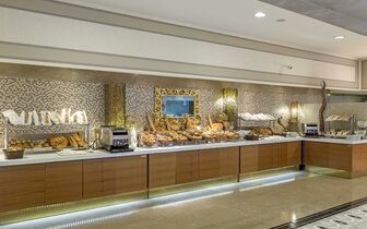 Royal Holiday Palace - bufetové stoly - letecký zájazd CK Turancar - Turecko, Lara