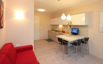 dom EDEN v BIBIONE, obývacia miestnosť v bilocale typ B, dovolenka s CK TURANCAR