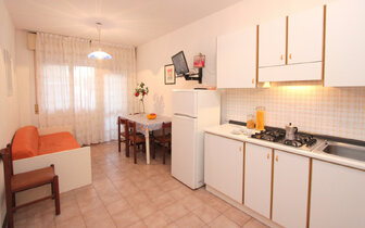 dom EDEN v BIBIONE, obývacia miestnosť v trilocale typ C, dovolenka s CK TURANCAR