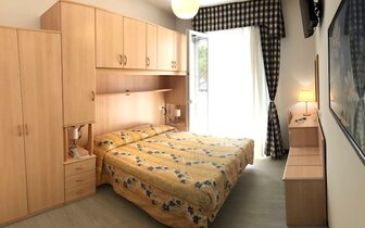 hotel Riviera v Lido di Jesolo, dovolenka v Taliansku autom alebo autobusom CK TURANCAR hotel Riviera v Lido di Jesolo, dovolenka v Taliansku autom alebo autobusom CK TURANCAR