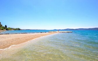 Villa Toni - pláž - autobusový zájazd CK Turancar - Chorvátsko, Sveti Filip i Jakov