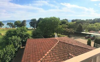 Villa Toni - výhľad spoločná terasa - autobusový zájazd CK Turancar - Chorvátsko, Sveti Filip i Jakov