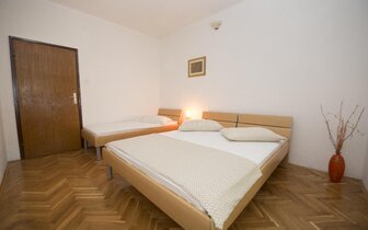 Vila Ivica - apartmány - autobusový zájazd CK Turancar - Chorvátsko - Omiš (Duće)