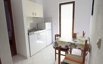 Vila Ivica - apartmány - autobusový zájazd CK Turancar - Chorvátsko - Omiš (Duće)