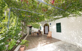 Vila Ivica - terasa - autobusový zájazd CK Turancar - Chorvátsko - Omiš (Duće)