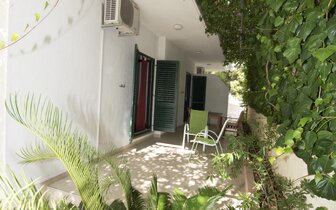 Vila Ivica - terasa - autobusový zájazd CK Turancar - Chorvátsko - Omiš (Duće)