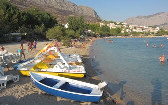 Vila Ivica - pláž - autobusový zájazd CK Turancar - Chorvátsko - Omiš (Duće)