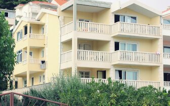 Magdalena - apartmány -  autobusový zájazd CK Turancar - Chorvátsko - Omiš (Duće)