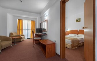 Grand Hotel Sunny Beach s CK Turancar