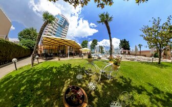 Grand Hotel Sunny Beach s CK Turancar