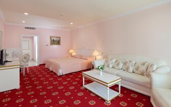 Hotel Planeta - superior izba - letecký a autobusová zájazd CK Turancar - Bulharsko, Slnečné pobrežie