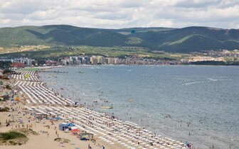 Cascadas Family Resort - pláž - letecký a autobusový zájazd CK Turancar - Bulharsko, Slnečné pobrežie
