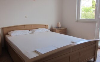 Mihaljevič - štúdiá - autobusový zájazd CK Turancar - Chorvátsko - Omiš (Duće)