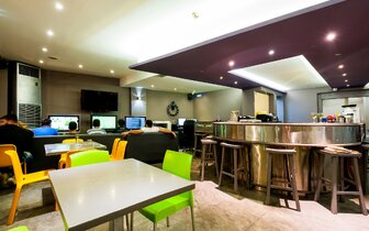 Elina hotel Apartments - salónik - letecký zájazd CK Turancar - Kréta, Rethymno