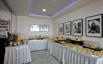 Hotel Archipelagos Residence - bufetové stoly - letecký zájazd CK Turancar - Kréta, Rethymno