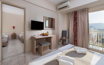 Hotel Marilena - štvorlôžková izba - letecký zájazd CK Turancar - Kréta, Amoudara