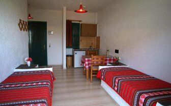Hotel Prinos apartments - štúdio - letecký zájazd CK Turancar - Kréta, Hersonissos