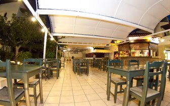 Club Lyda - snack bar - letecký zájazd CK Turancar - Kréta, Gouves