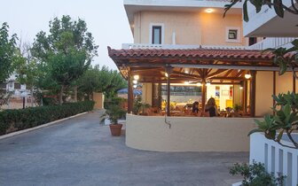 Hotel Dimitra - hotel - letecký zájazd CK Turancar - Kréta, Kokkini Hani
