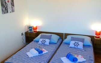 Jacob a Nediljko - apartmány - autobusový zájazd CK Turancar - Chorvátsko - Omiš (Duće)