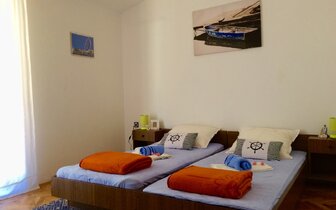 Jacob a Nediljko - apartmány - autobusový zájazd CK Turancar - Chorvátsko - Omiš (Duće)