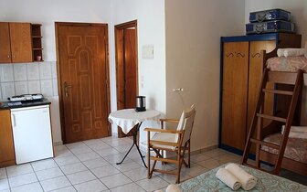 Apartmánový dom Ilion - izba - autobusový zájazd CK Turancar - Grécko, Thasos, Skala Potamias Apartmánový dom Ilion - izba - autobusový zájazd CK Turancar - Grécko, Thasos, Skala Potamias