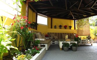 Apartmánový dom Ilion - exteriér - autobusový zájazd CK Turancar - Grécko, Thasos, Skala Potamias Apartmánový dom Ilion - exteriér - autobusový zájazd CK Turancar - Grécko, Thasos, Skala Potamias