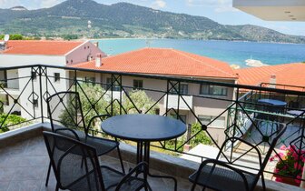Apartmánový dom Vergina - výhľad - autobusový zájazd CK Turancar - Grécko, Thasos, Skala Potamias Apartmánový dom Vergina - výhľad - autobusový zájazd CK Turancar - Grécko, Thasos, Skala Potamias