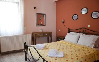 Apartmánový dom Vergina - izba - autobusový zájazd CK Turancar -  Grécko, Thasos, Skala Potamias Apartmánový dom Vergina - izba - autobusový zájazd CK Turancar -  Grécko, Thasos, Skala Potamias