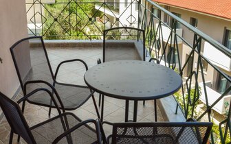 Apartmánový dom Vergina - výhľad - autobusový zájazd CK Turancar - Grécko, Thasos, Skala Potamias Apartmánový dom Vergina - výhľad - autobusový zájazd CK Turancar - Grécko, Thasos, Skala Potamias