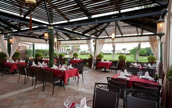 Limak Arcadia Resort - á la carte reštaurácia - letecký zájazd CK Turancar - Turecko, Belek 