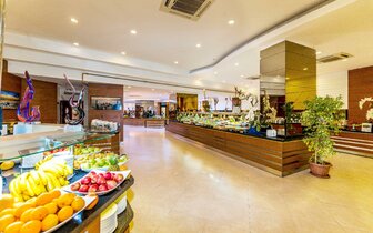 Von Resort Golden Coast - bufetové stoly - letecký zájazd CK Turancar - Turecko, Colakli