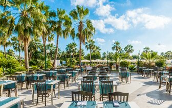 Von Resort Golden Coast - terasa - letecký zájazd CK Turancar - Turecko, Colakli