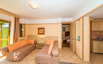 Vonresort Golden Beach - rodinná suita - letecký zájazd CK Turancar - Turecko, Colakli