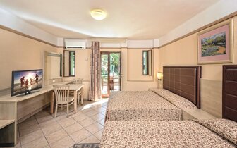 Vonresort Golden Beach - izba - letecký zájazd CK Turancar - Turecko, Colakli