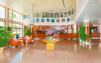 Von Resort Golden Beach - recepcia  - letecký zájazd CK Turancar - Turecko, Colakli