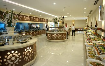 Vonresort Elite - bufetové stoly - letecký zájazd CK Turancar - Turecko, Colakli