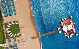 Von Resort Elite - plážové mólo - letecký zájazd CK Turancar - Turecko, Colakli
