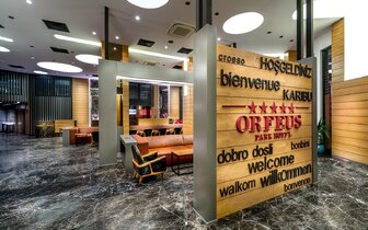 Orfeus Park Hotel - bar - letecký zájazd CK Turancar - Turecko, Colakli