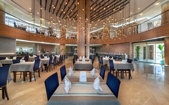 Orfeus Park Hotel - hlavná reštaurácia - letecký zájazd CK Turancar - Turecko, Colakli