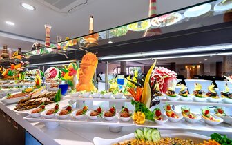 Orfeus Park Hotel - bufetové stoly - letecký zájazd CK Turancar - Turecko, Colakli