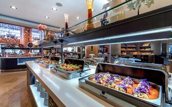 Orfeus Park Hotel - bufetové stoly - letecký zájazd CK Turancar - Turecko, Colakli