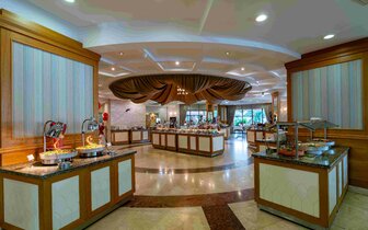 Palmeras Beach Hotel - bufetové stoly - letecký zájazd CK Turancar - Turecko, Konakli